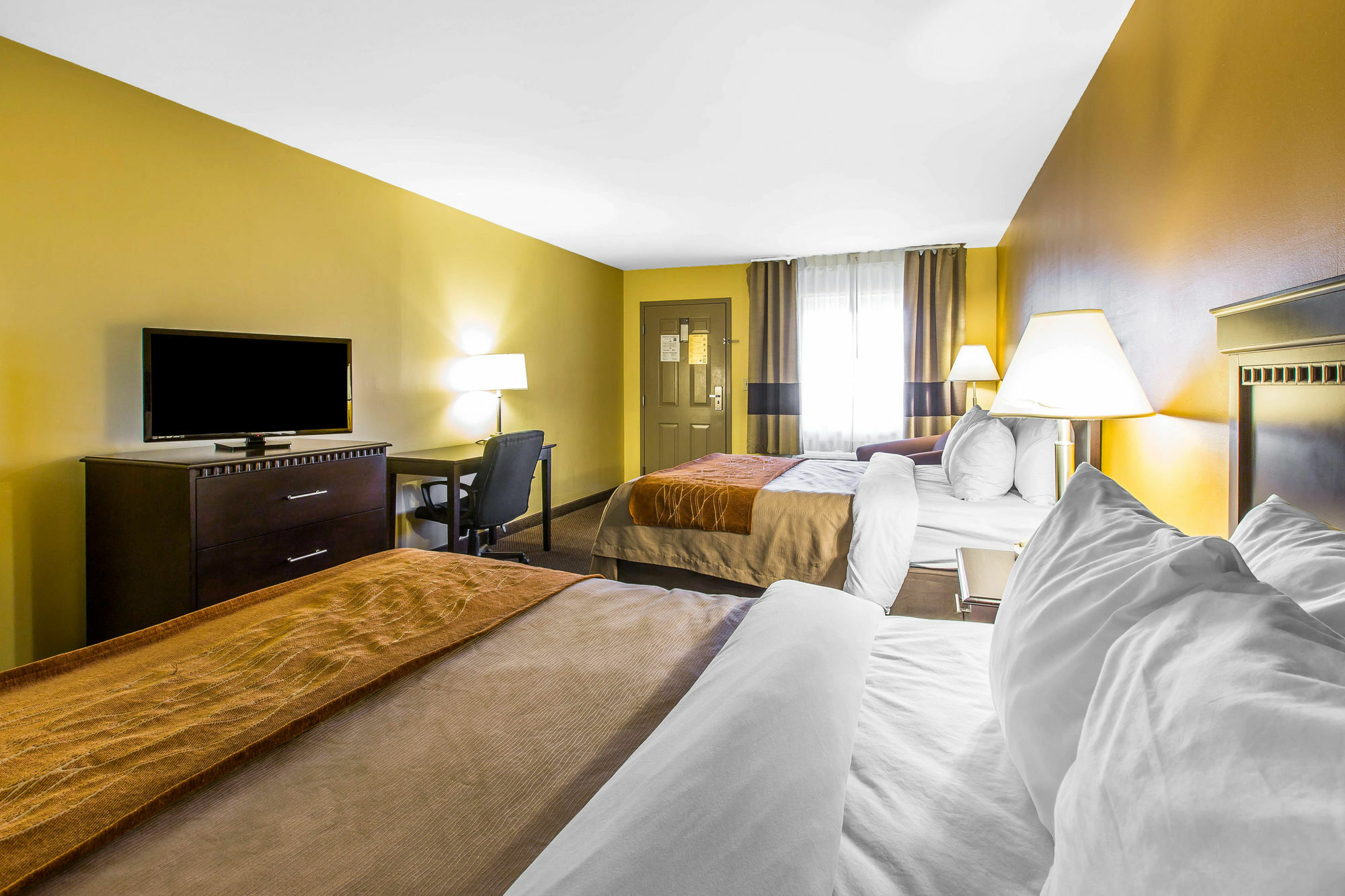 Clarion Pointe Forsyth I-75 Hotell Exteriör bild